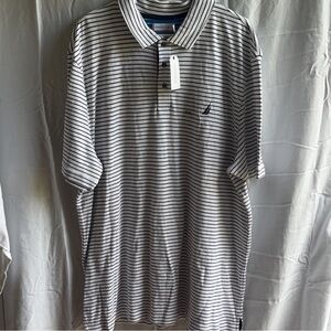NWT BLACK AND WHITE NAUTICA DRESS SHIRT 🛥️